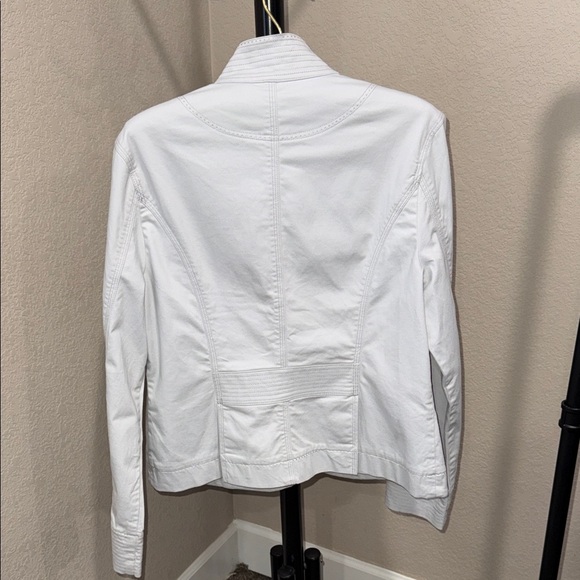 White House Black Market Crisp White Button-Front Jacket - Picture 2 of 8